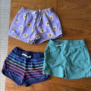 Bundle of Primary shorts size 5 (boy or girl)